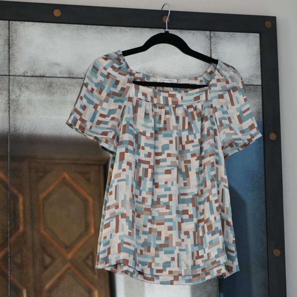Banana Republic Small Print Blouse